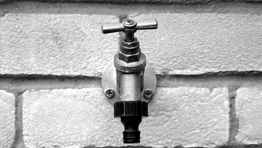Outdoor Tap Fitter [city]